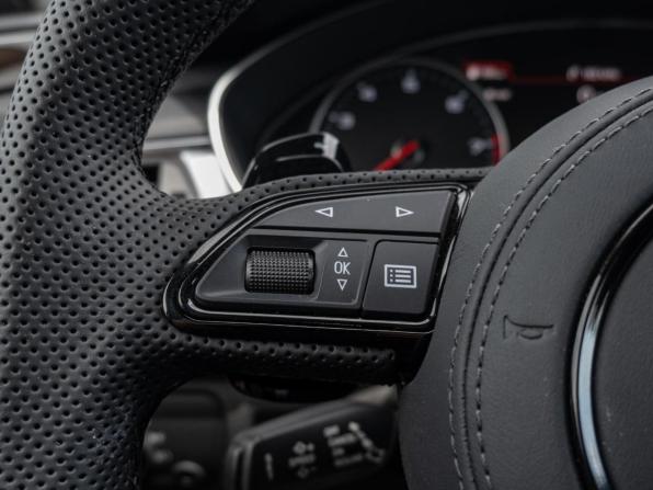 Audi A6 IV (C7) Рестайлинг с пробегом 2016 года, цена 2 320 000 рублей, 128621 км, седан, Автокод Объявления