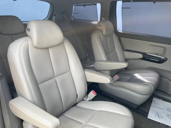 Kia Carnival III с пробегом 2019 года, цена 2 877 000 рублей, 180306 км, минивэн, Автокод Объявления