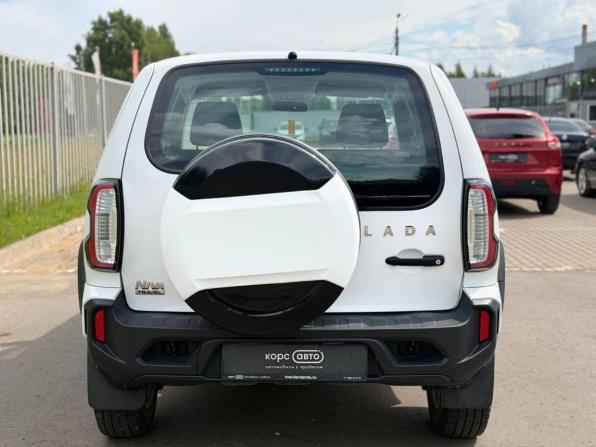 Lada (ВАЗ) Niva Travel I с пробегом 2024 года, цена 997 500 рублей, 37223 км, внедорожник, Автокод Объявления