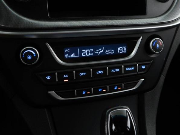 Geely Emgrand 7 I Рестайлинг с пробегом 2019 года, цена 939 046 рублей, 211846 км, седан, Автокод Объявления