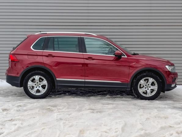 Volkswagen Tiguan II с пробегом 2017 года, цена 2 300 000 рублей, 98253 км, внедорожник, Автокод Объявления