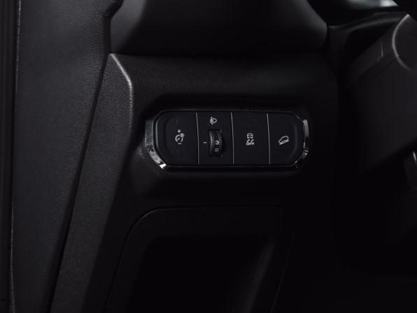Haval Jolion I Рестайлинг с пробегом 2024 года, цена 1 999 995 рублей, 40848 км, внедорожник, Автокод Объявления