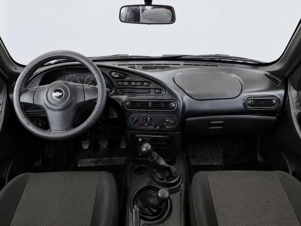 Chevrolet Niva I Рестайлинг с пробегом 2018 года, цена 760 000 рублей, 63281 км, внедорожник, Автокод Объявления