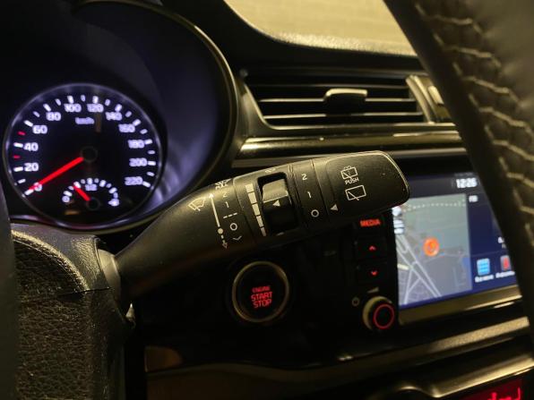 Kia Rio IV с пробегом 2017 года, цена 1 600 000 рублей, 88668 км, хэтчбек, Автокод Объявления
