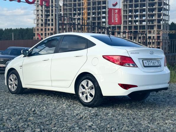 Hyundai Solaris I Рестайлинг с пробегом 2016 года, цена 899 000 рублей, 168672 км, седан, Автокод Объявления