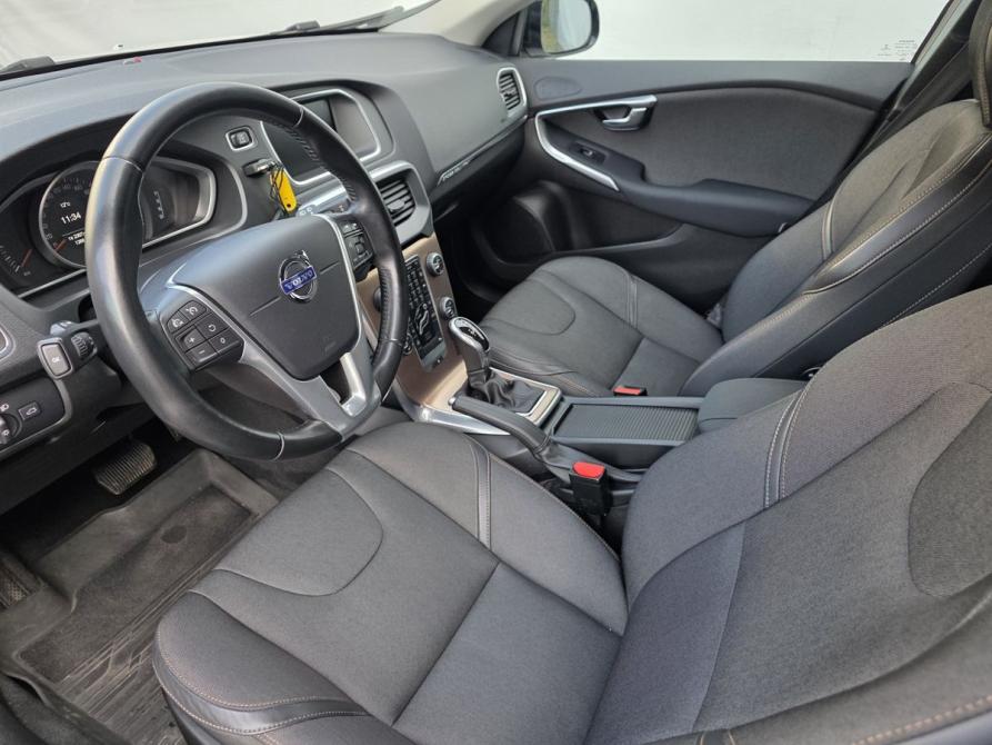 Volvo V40 Cross Country I Москва  - изображение 9