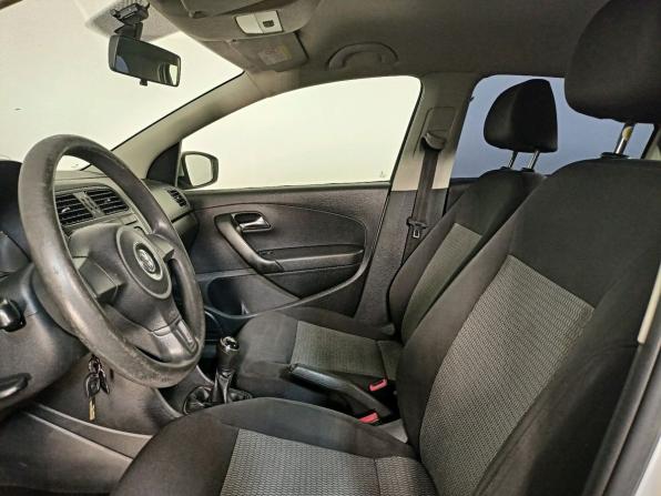 Volkswagen Polo V с пробегом 2012 года, цена 435 000 рублей, 372000 км, седан, Автокод Объявления