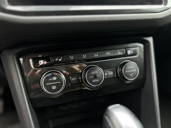 Volkswagen Tiguan II с пробегом 2019 года, цена 2 650 000 рублей, 41695 км, внедорожник, Автокод Объявления