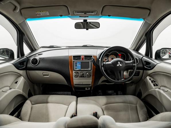 Mitsubishi Colt VI (Z30) Рестайлинг с пробегом 2010 года, цена 615 000 рублей, 178071 км, хэтчбек, Автокод Объявления