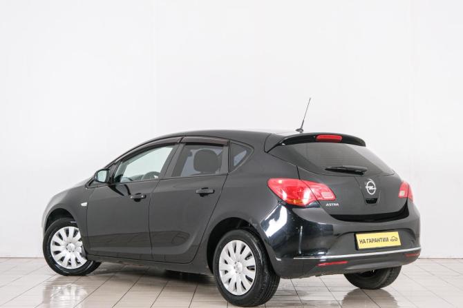 Opel Astra J Рестайлинг с пробегом 2013 года, цена 849 000 рублей, 189000 км, хэтчбек, Автокод Объявления