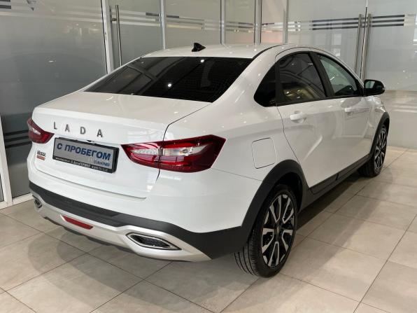 Lada (ВАЗ) Vesta I с пробегом 2025 года, цена 1 675 000 рублей, 5764 км, седан, Автокод Объявления