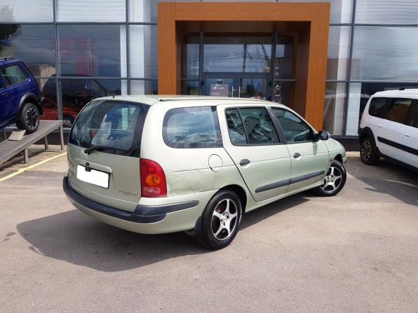 Renault Megane I Рестайлинг с пробегом 2003 года, цена 299 000 рублей, 270267 км, универсал, Автокод Объявления