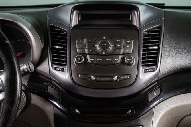 Chevrolet Orlando I с пробегом 2012 года, цена 899 000 рублей, 237000 км, компактвэн, Автокод Объявления