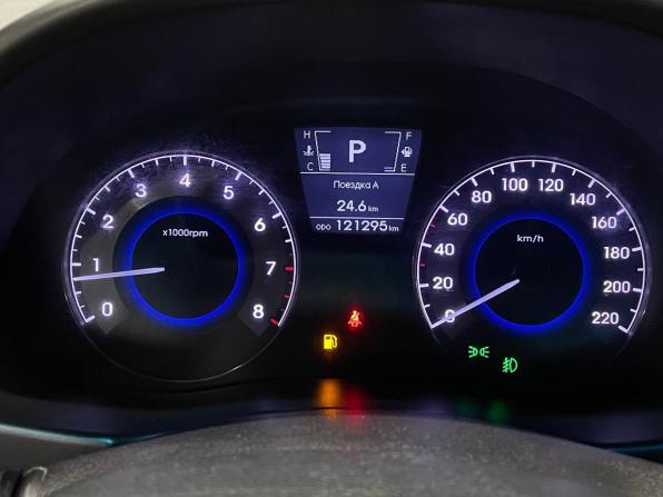 Hyundai Solaris I с пробегом 2012 года, цена 705 000 рублей, 121291 км, седан, Автокод Объявления