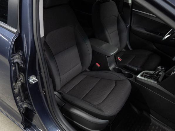 Hyundai Elantra VI (AD) с пробегом 2019 года, цена 1 600 000 рублей, 88000 км, седан, Автокод Объявления