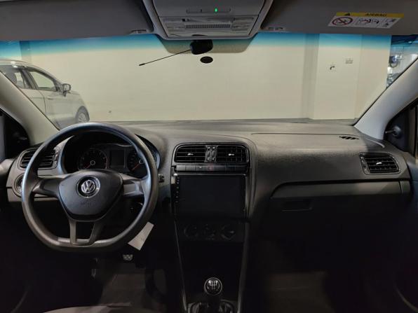 Volkswagen Polo V Рестайлинг с пробегом 2018 года, цена 943 000 рублей, 177647 км, седан, Автокод Объявления