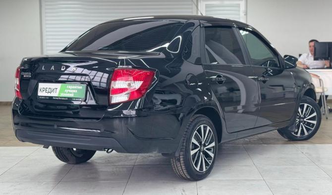 Lada (ВАЗ) Granta I Рестайлинг с пробегом 2024 года, цена 989 000 рублей, 2600 км, седан, Автокод Объявления