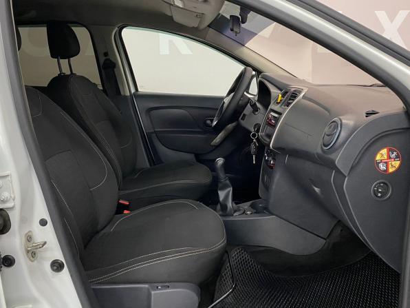 Renault Logan II Рестайлинг с пробегом 2018 года, цена 700 000 рублей, 126694 км, седан, Автокод Объявления