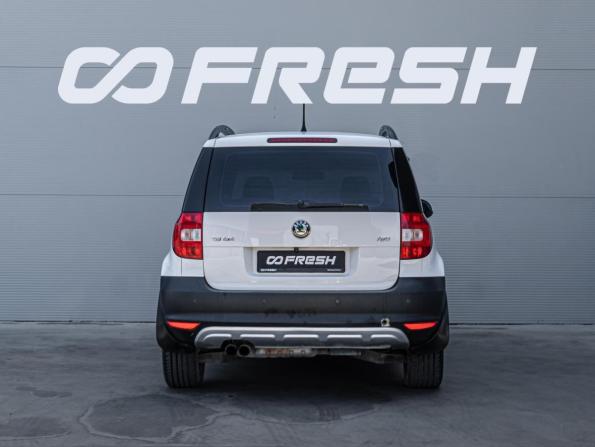 Skoda Yeti I с пробегом 2013 года, цена 950 000 рублей, 155865 км, внедорожник, Автокод Объявления