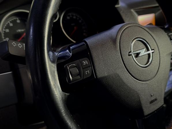 Opel Astra H Рестайлинг с пробегом 2008 года, цена 555 000 рублей, 185235 км, универсал, Автокод Объявления