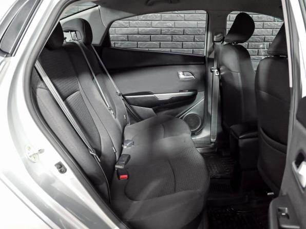 Kia Rio III Рестайлинг с пробегом 2015 года, цена 1 250 000 рублей, 99484 км, седан, Автокод Объявления