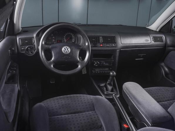 Volkswagen Golf IV с пробегом 2000 года, цена 529 000 рублей, 199525 км, хэтчбек, Автокод Объявления