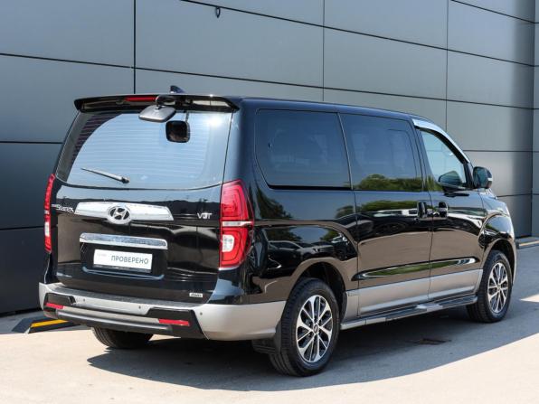 Hyundai Grand Starex I Рестайлинг 2 с пробегом 2019 года, цена 3 949 000 рублей, 96000 км, минивэн, Автокод Объявления