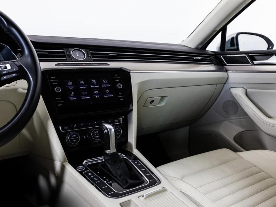 Volkswagen Passat B8 Санкт-Петербург  - изображение 16