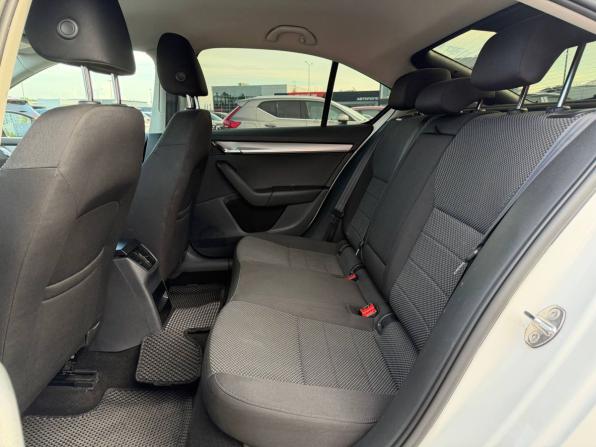 Skoda Octavia III (A7) с пробегом 2013 года, цена 795 000 рублей, 314000 км, лифтбек, Автокод Объявления