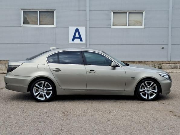 BMW 5 серии V (E60/E61) Рестайлинг с пробегом 2009 года, цена 855 000 рублей, 313921 км, седан, Автокод Объявления
