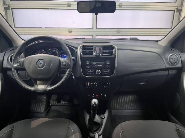 Renault Sandero II с пробегом 2016 года, цена 1 050 000 рублей, 121859 км, хэтчбек, Автокод Объявления