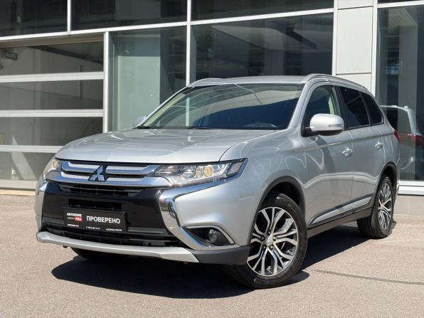 Mitsubishi Outlander III Рестайлинг 2 с пробегом 2015 года, цена 1 745 000 рублей, 110000 км, внедорожник, Автокод Объявления