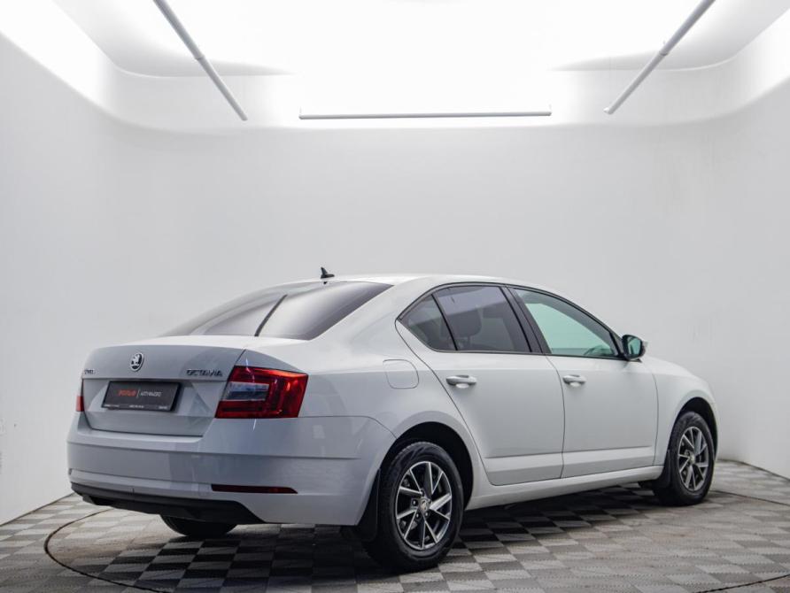 Skoda Octavia III (A7) Рестайлинг Москва  - изображение 5