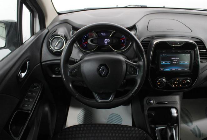 Renault Kaptur I с пробегом 2017 года, цена 1 350 000 рублей, 123013 км, внедорожник, Автокод Объявления