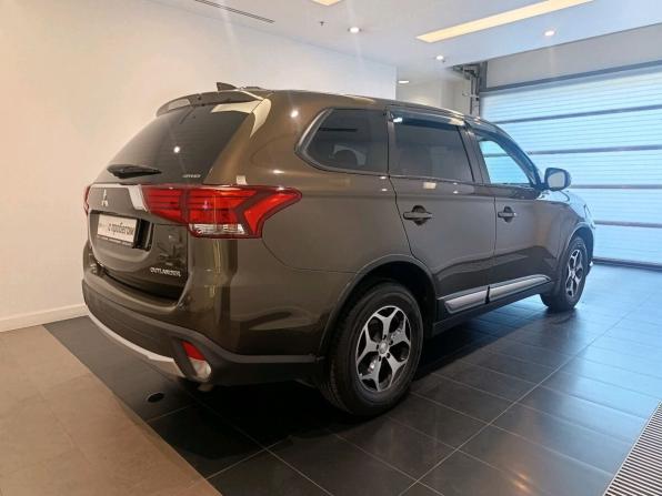 Mitsubishi Outlander III Рестайлинг 2 с пробегом 2018 года, цена 1 659 000 рублей, 158168 км, внедорожник, Автокод Объявления
