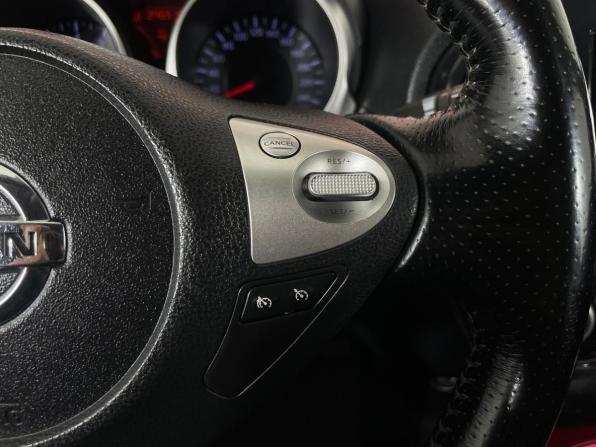 Nissan Juke I с пробегом 2011 года, цена 860 000 рублей, 246511 км, внедорожник, Автокод Объявления