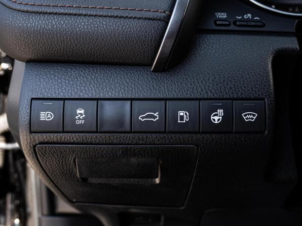 Toyota Camry VIII (XV70) с пробегом 2018 года, цена 2 800 000 рублей, 104444 км, седан, Автокод Объявления