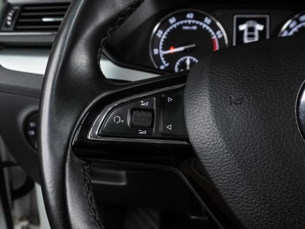 Skoda Superb III с пробегом 2016 года, цена 1 999 000 рублей, 135240 км, лифтбек, Автокод Объявления