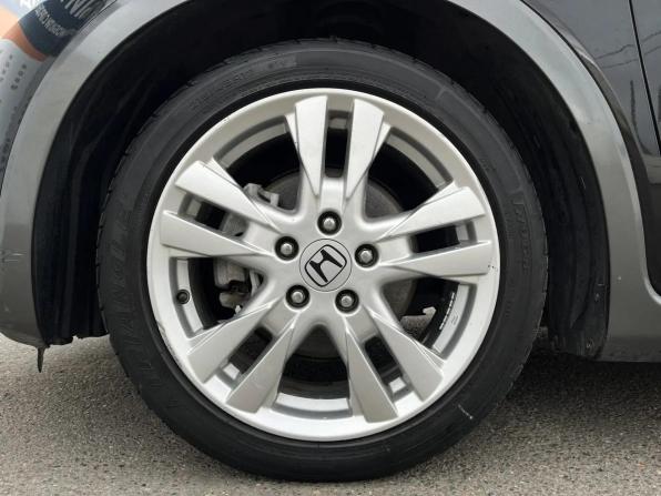 Honda Civic VIII Рестайлинг с пробегом 2011 года, цена 940 000 рублей, 170021 км, хэтчбек, Автокод Объявления