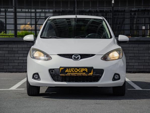 Mazda 2 II (DE) с пробегом 2008 года, цена 500 000 рублей, 236000 км, хэтчбек, Автокод Объявления