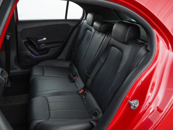 Mercedes-Benz A-Класс IV (W177) с пробегом 2018 года, цена 2 289 444 рубля, 126870 км, хэтчбек, Автокод Объявления