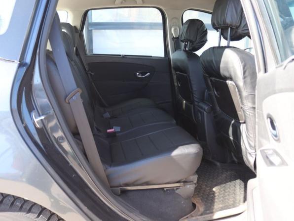 Renault Scenic III с пробегом 2009 года, цена 569 000 рублей, 256000 км, компактвэн, Автокод Объявления