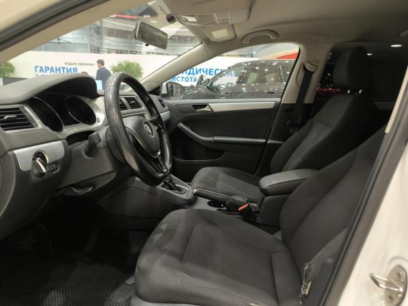 Volkswagen Jetta VI Рестайлинг с пробегом 2017 года, цена 1 020 000 рублей, 226041 км, седан, Автокод Объявления