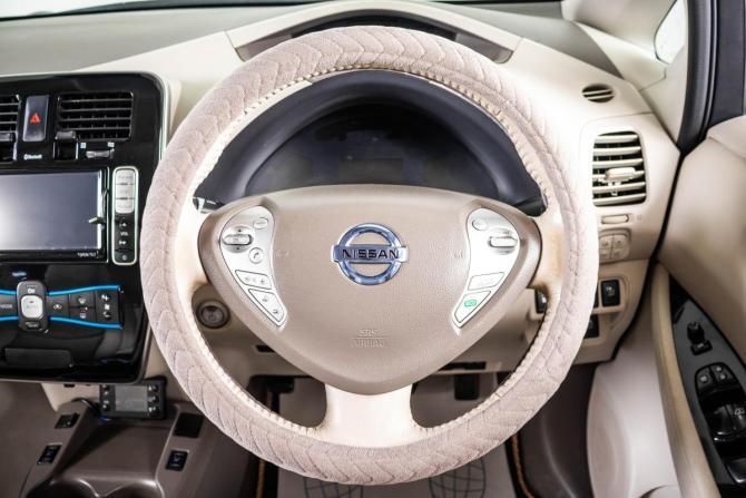 Nissan Leaf I (ZE0/AZE0) с пробегом 2015 года, цена 999 000 рублей, 108000 км, хэтчбек, Автокод Объявления