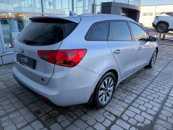 Kia Ceed II Рестайлинг с пробегом 2017 года, цена 1 383 000 рублей, 81492 км, универсал, Автокод Объявления