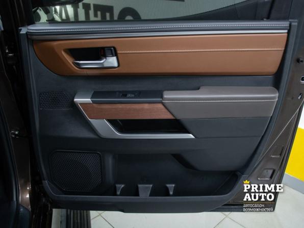 Toyota Tundra III с пробегом 2024 года, цена 8 999 000 рублей, 4200 км, offers.body_type.unknown, Автокод Объявления