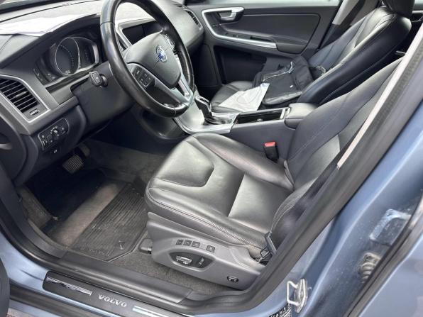 Volvo XC60 I Рестайлинг с пробегом 2016 года, цена 2 449 000 рублей, 119791 км, внедорожник, Автокод Объявления