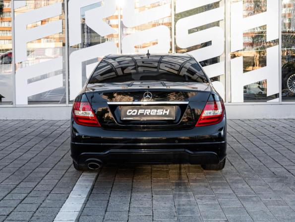 Mercedes-Benz C-Класс III (W204) Рестайлинг с пробегом 2012 года, цена 1 467 000 рублей, 176257 км, седан, Автокод Объявления