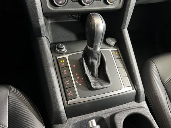 Volkswagen Amarok I Рестайлинг с пробегом 2016 года, цена 2 598 800 рублей, 278551 км, пикап, Автокод Объявления