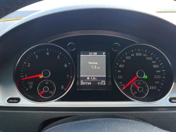 Volkswagen Passat B7 с пробегом 2013 года, цена 1 340 000 рублей, 207734 км, седан, Автокод Объявления